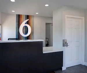 Photo 2 - Motel 6 Arcata, CA - Cal Poly Humboldt