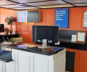 Photo 3 - Motel 6 Sallisaw, OK