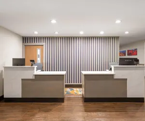Photo 4 - La Quinta Inn & Suites by Wyndham Moab