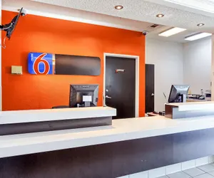 Photo 4 - Motel 6 Killeen, TX