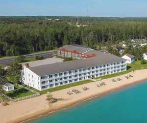 Photo 2 - Bridge Vista Beach - Hotel & Convention Center