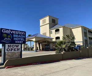 Photo 2 - Galveston Beach Hotel