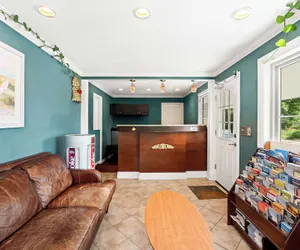 Photo 4 - Americas Best Value Inn Stonington Mystic