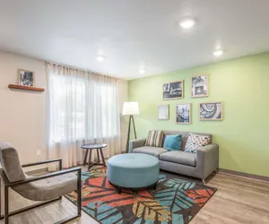 Photo 4 - WoodSpring Suites Chicago Midway