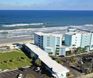 Photo 2 - El Caribe Resort & Conference Center