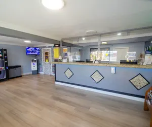 Photo 4 - Super 8 by Wyndham Las Vegas North Strip/Fremont St. Area