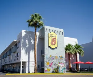 Photo 2 - Super 8 by Wyndham Las Vegas North Strip/Fremont St. Area