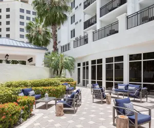 Photo 2 - Courtyard by Marriott Miami Dadeland