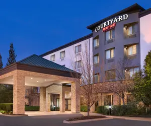 Photo 2 - Courtyard by Marriott Sacramento Folsom