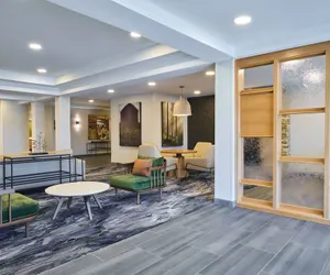 Photo 4 - Fairfield Inn & Suites by Marriott Winchester