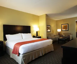 Photo 4 - Holiday Inn Phoenix - Chandler, an IHG Hotel