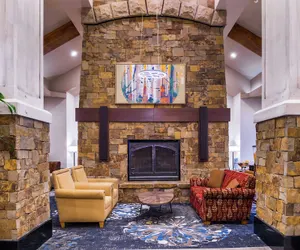 Photo 4 - Hilton Garden Inn Bend
