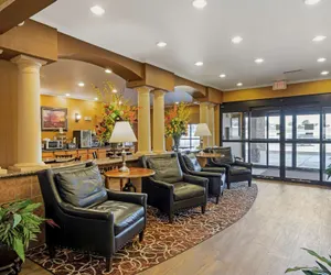 Photo 3 - Best Western Plus Red River Inn