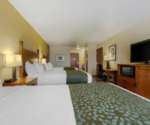 Photo 4 - Best Western Plus Red River Inn