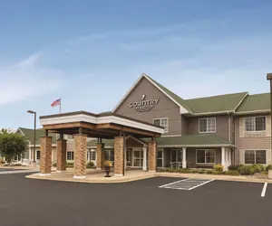 Photo 2 - Country Inn & Suites by Radisson, Willmar, MN