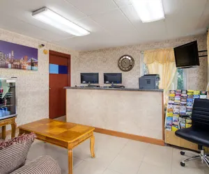 Photo 3 - Americas Best Value Inn Wytheville