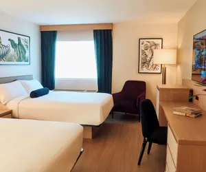 Photo 3 - CasaBlanca Resort and Casino