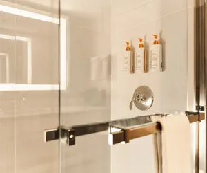 Photo 5 - CasaBlanca Resort and Casino