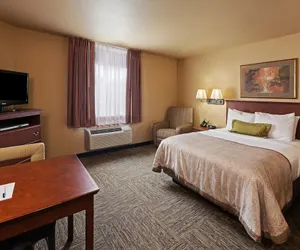 Photo 3 - Candlewood Suites St Robert, an IHG Hotel