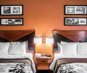 Photo 4 - Sleep Inn & Suites Oklahoma City North