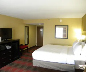 Photo 4 - Holiday Inn Express Hotel & Suites Bowling Green, an IHG Hotel