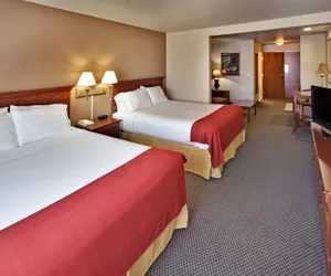 Photo 4 - Holiday Inn Express & Suites Brookings, an IHG Hotel