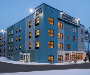 Photo 2 - Casco Bay Hotel Portland Airport - Maine Mall, an Ascend Collection Hotel