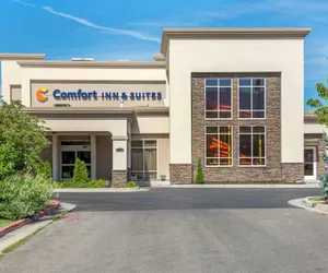 Photo 2 - Comfort Inn & Suites Logan Near University