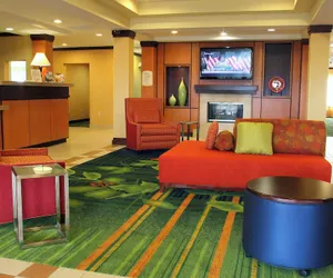 Photo 2 - Fairfield Inn and Suites by Marriott Marion