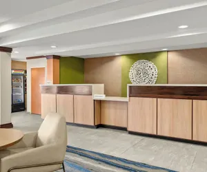 Photo 4 - Fairfield Inn and Suites by Marriott Marion