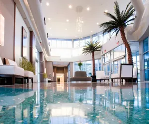 Photo 3 - Oasis Hotel & Conv. Center, an Ascend Collection Hotel