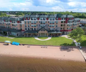 Photo 2 - SouthShore Hotel on Lake Bemidji, Trademark Coll by Wyndham