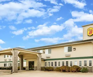 Photo 2 - Super 8 by Wyndham Neillsville WI