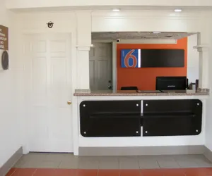 Photo 5 - Motel 6 Fort Worth, TX - White Settlement