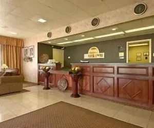 Photo 4 - Days Inn by Wyndham Hillsboro TX