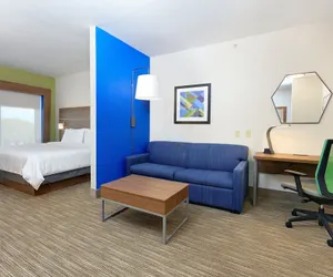 Photo 5 - Holiday Inn Express & Suites Austin Round Rock, an IHG Hotel