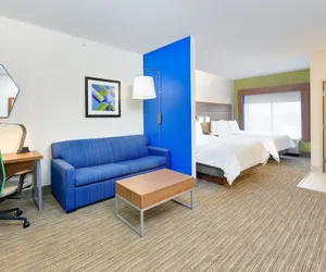 Photo 3 - Holiday Inn Express & Suites Austin Round Rock, an IHG Hotel