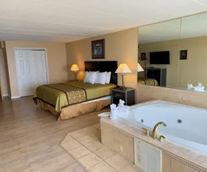 Photo 4 - Aquarius Hotel