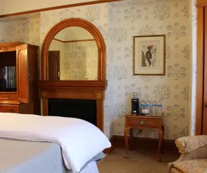 Photo 5 - Pacific Grove Inn