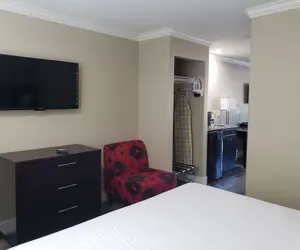 Photo 5 - Fairview Inn and Suites