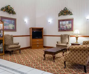 Photo 2 - Days Inn by Wyndham Fordyce