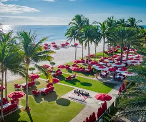 Photo 2 - Acqualina Resort & Residences On The Beach