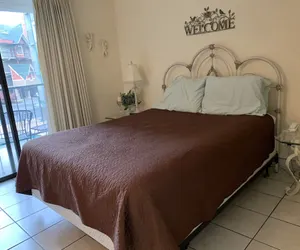 Photo 5 - Oak Square Rentals