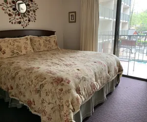 Photo 3 - Oak Square Rentals