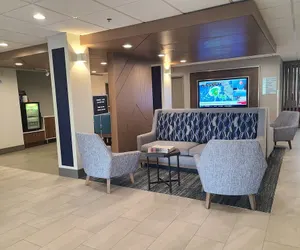 Photo 4 - Holiday Inn Express & Suites Ft. Lauderdale N - Exec Airport, an IHG Hotel