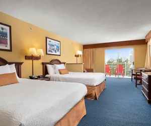 Photo 2 - Bonita Beach Hotel