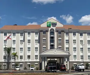 Photo 2 - Holiday Inn Express Hotel & Suites Orlando South-Davenport by IHG