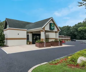 Photo 2 - Quality Inn Westfield - Springfield