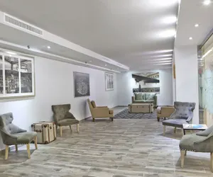 Photo 5 - San Juan Airport Hotel