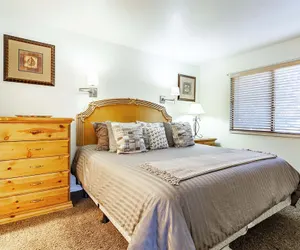 Photo 4 - Red Pine Condominiums by All Seasons Resort Lodging